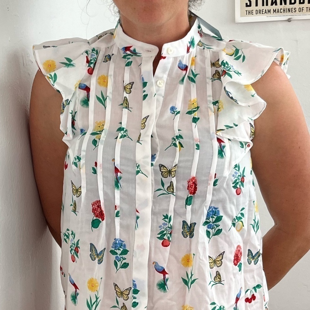 NWT Ann Taylor Sleeveless Blouse